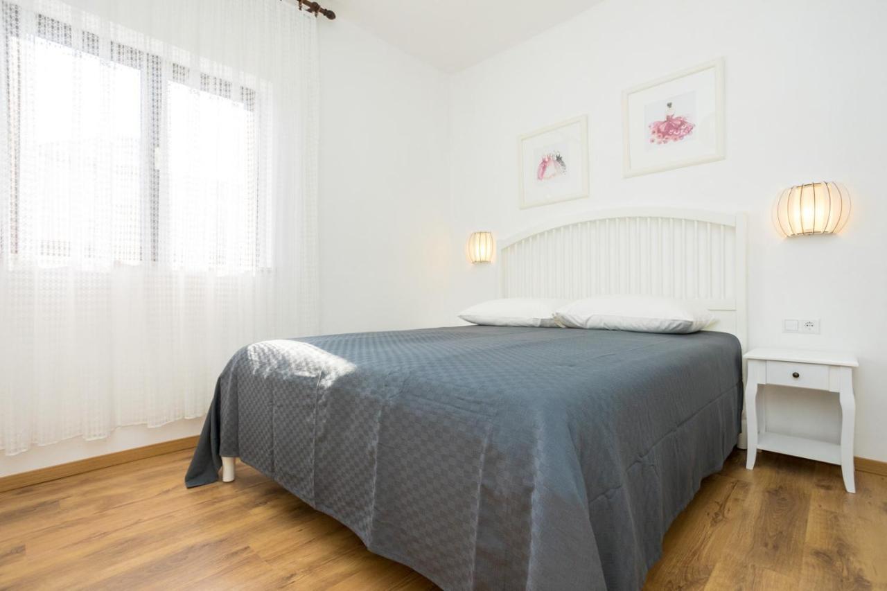 Dubasa B&B Vantacici Kültér fotó
